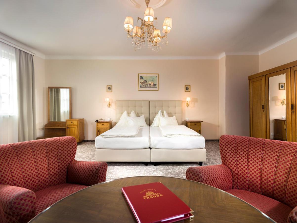 Vergeiner'S Hotel Traube Лиенц Екстериор снимка