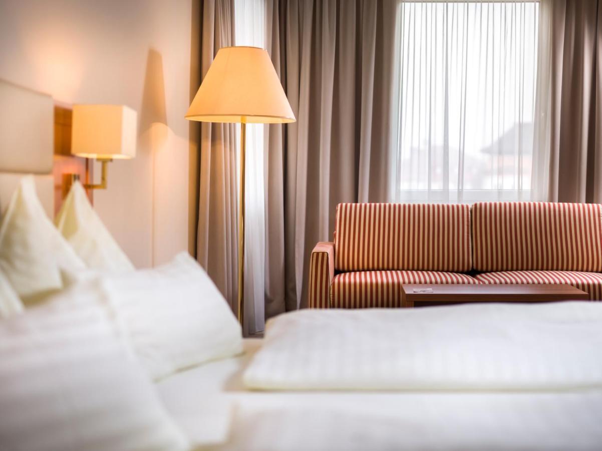 Vergeiner'S Hotel Traube Лиенц Екстериор снимка