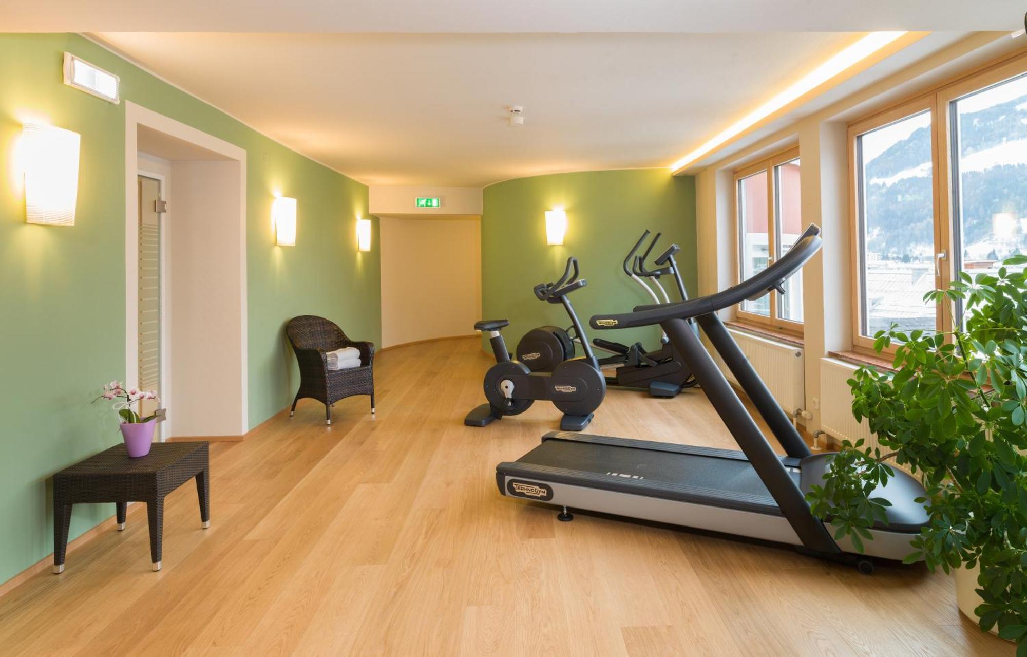 Vergeiner'S Hotel Traube Лиенц Екстериор снимка