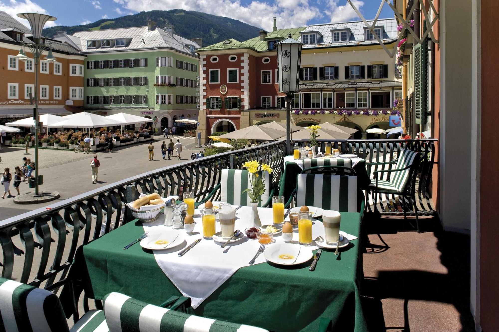 Vergeiner'S Hotel Traube Лиенц Екстериор снимка