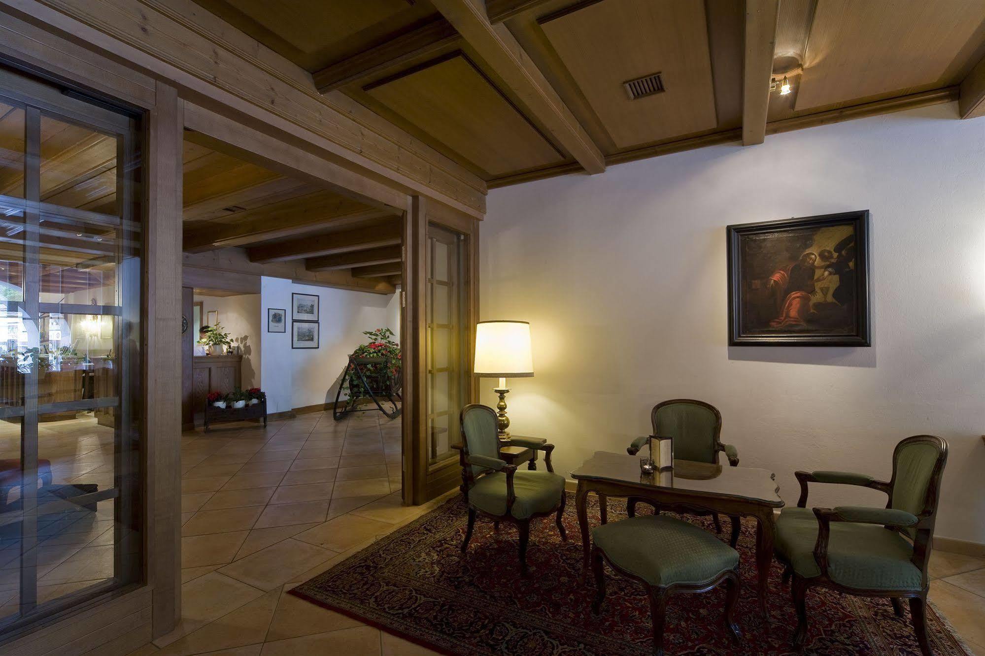 Vergeiner'S Hotel Traube Лиенц Екстериор снимка
