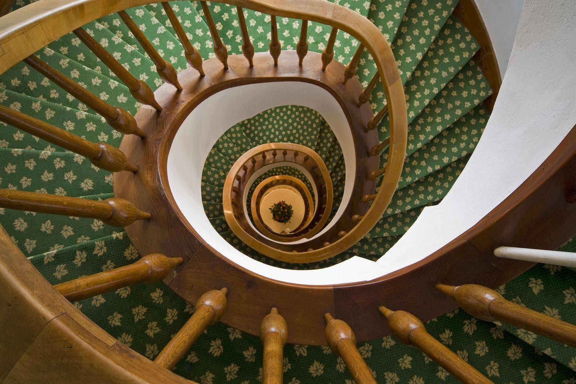 Vergeiner'S Hotel Traube Лиенц Екстериор снимка