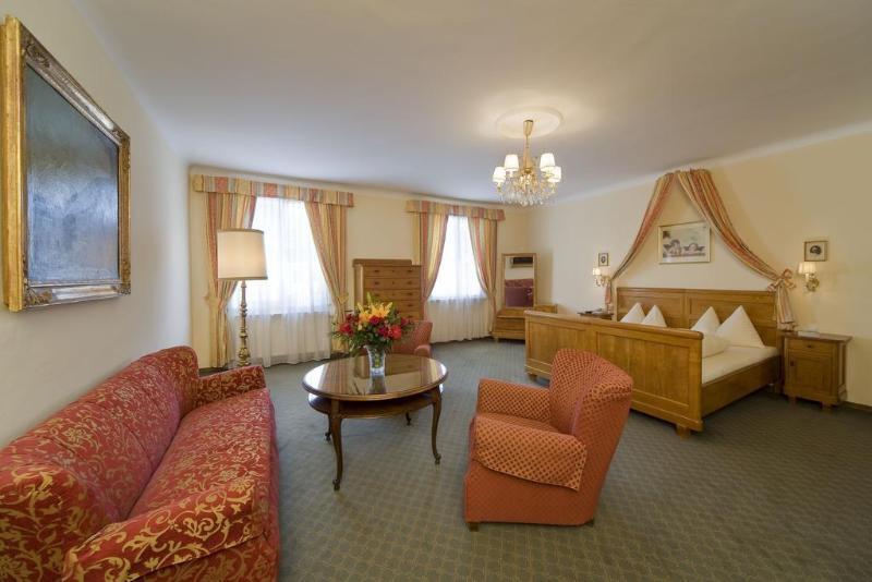 Vergeiner'S Hotel Traube Лиенц Екстериор снимка